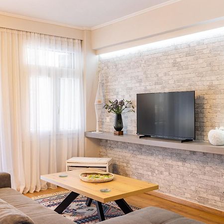 Pythagorio Blue Street Apartment With Balcony Bagian luar foto