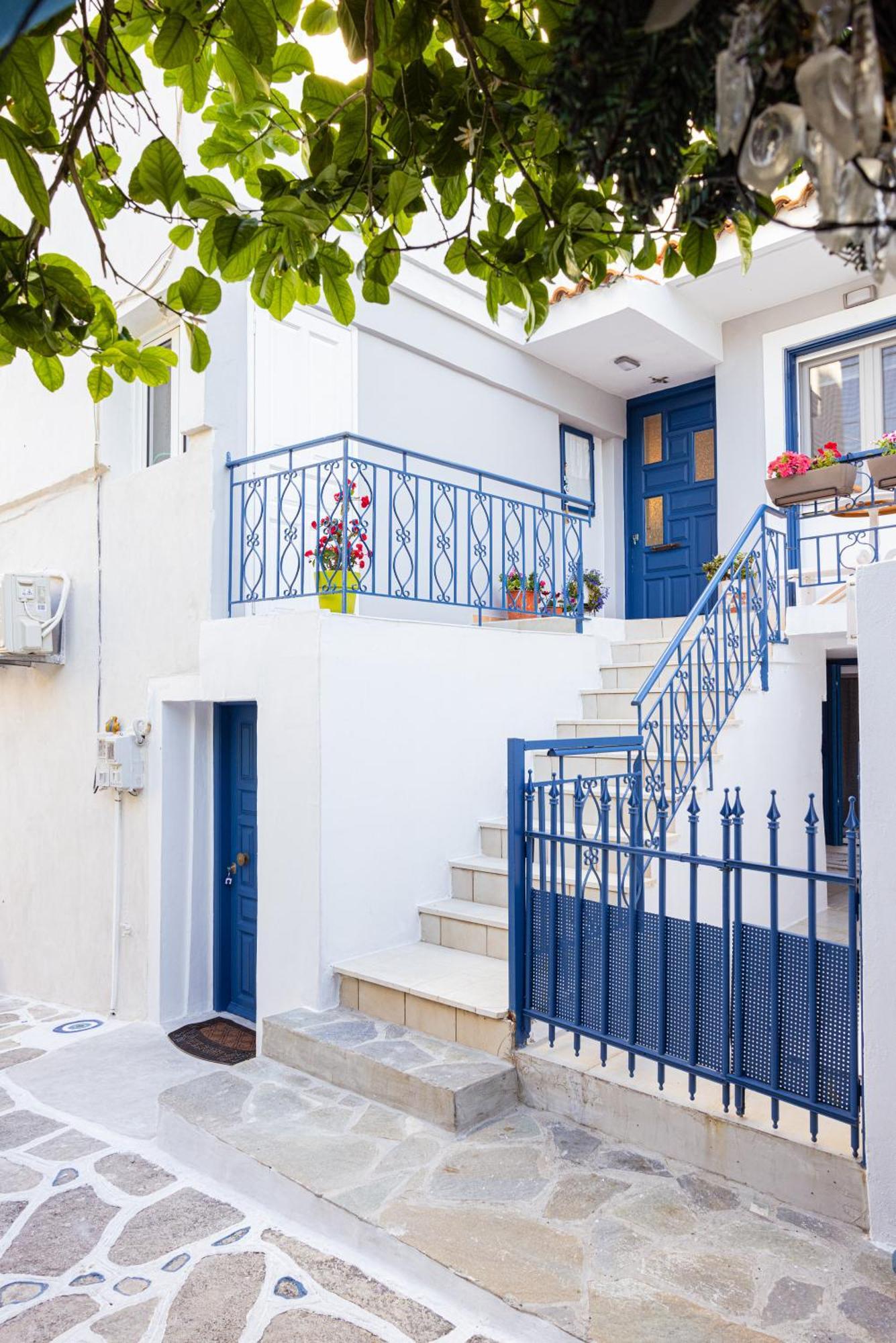Pythagorio Blue Street Apartment With Balcony Bagian luar foto